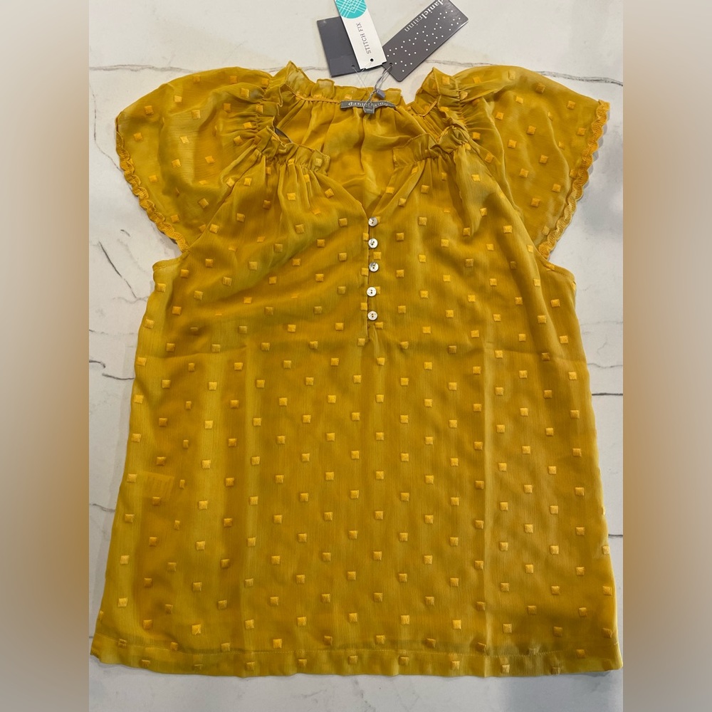 Danielrainn Yellow Blouse, Size M, NWT